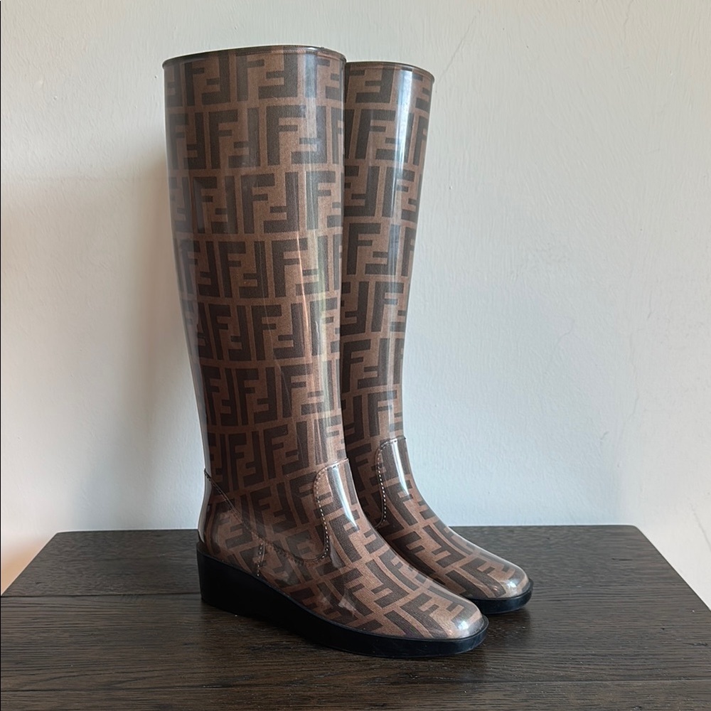 Fendi Tobacco Zucca FF Logo Rubber Wedge Rain Boots | EUC | Women’s Size 36